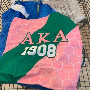 Meet your Posher, Marie